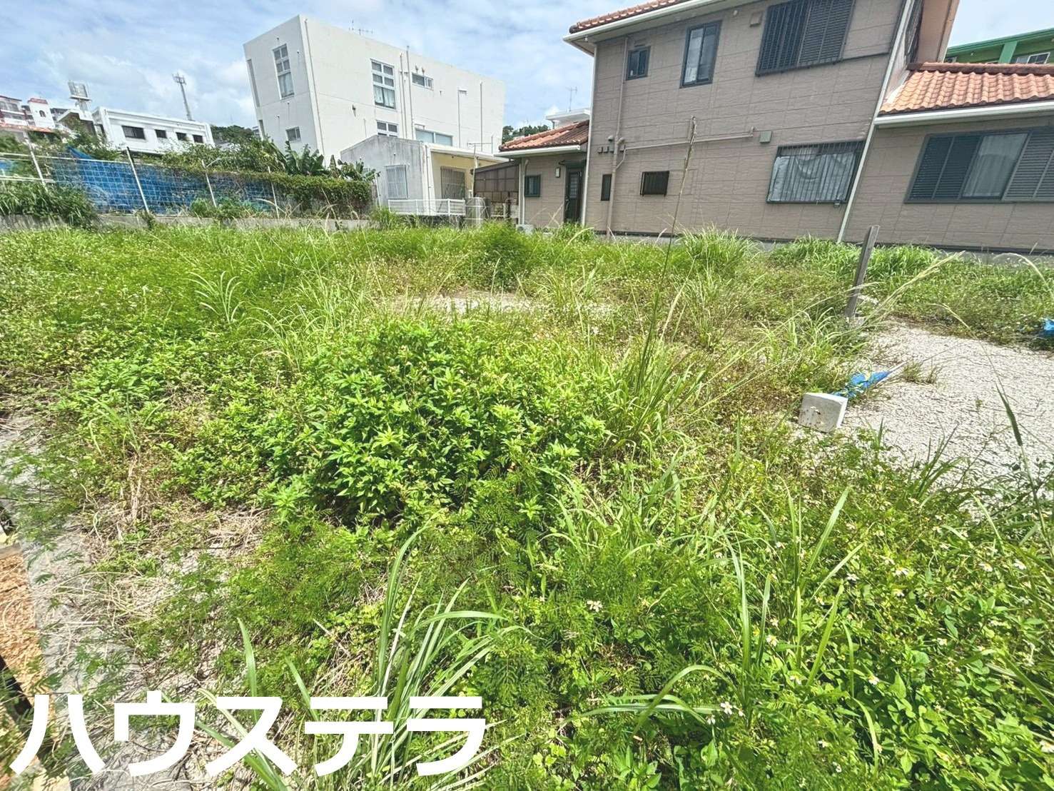 沖縄市比屋根4丁目　93.83坪