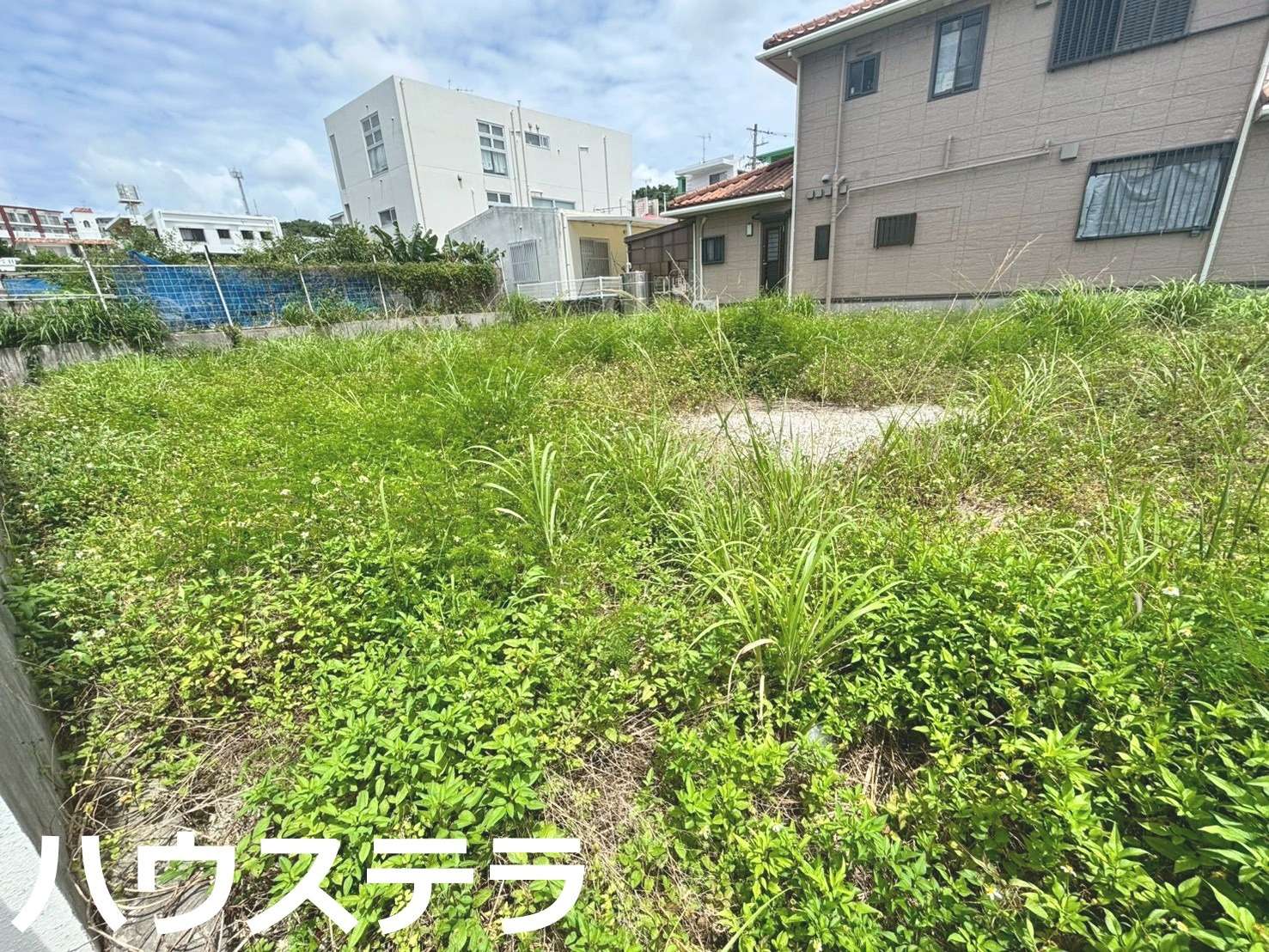 沖縄市比屋根4丁目　93.83坪
