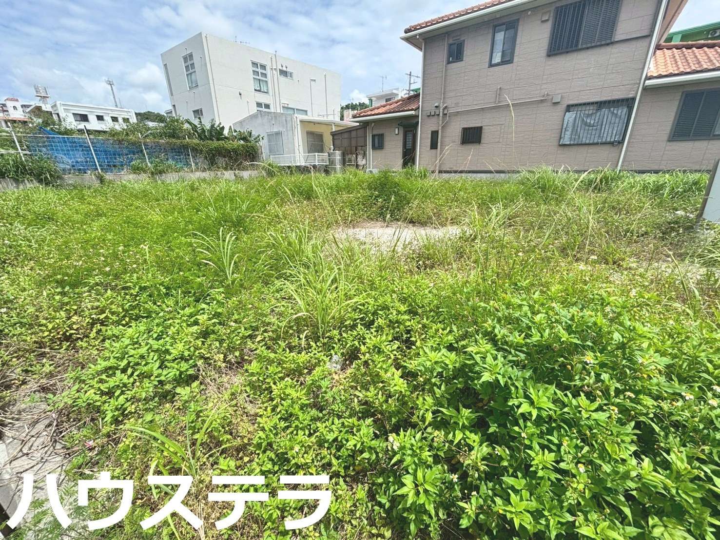 沖縄市比屋根4丁目　93.83坪